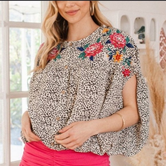 ODDY Tops - Oddy Women’s Black Spotted Button Down Oversized Blouse Floral Embroidery Medium